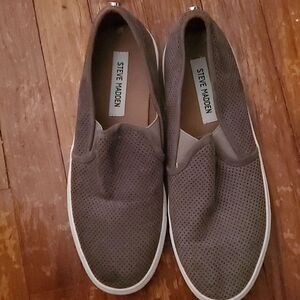 STEVEN MADDEN WOMAN ZARAYY SLIP ON SHOES 8.5